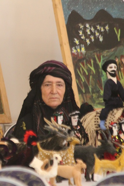 شاخانم نقاش و عروسک ساز - انجمن هنرمندان خودآموخته ایران